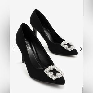 Gorgeous shoes- new !